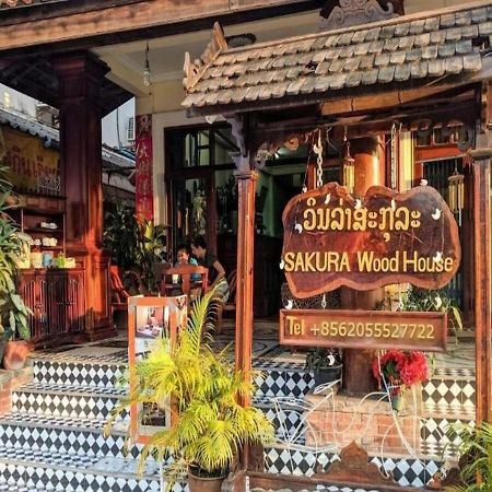 Sakura Wood House Hotel Luang Prabang Exterior photo