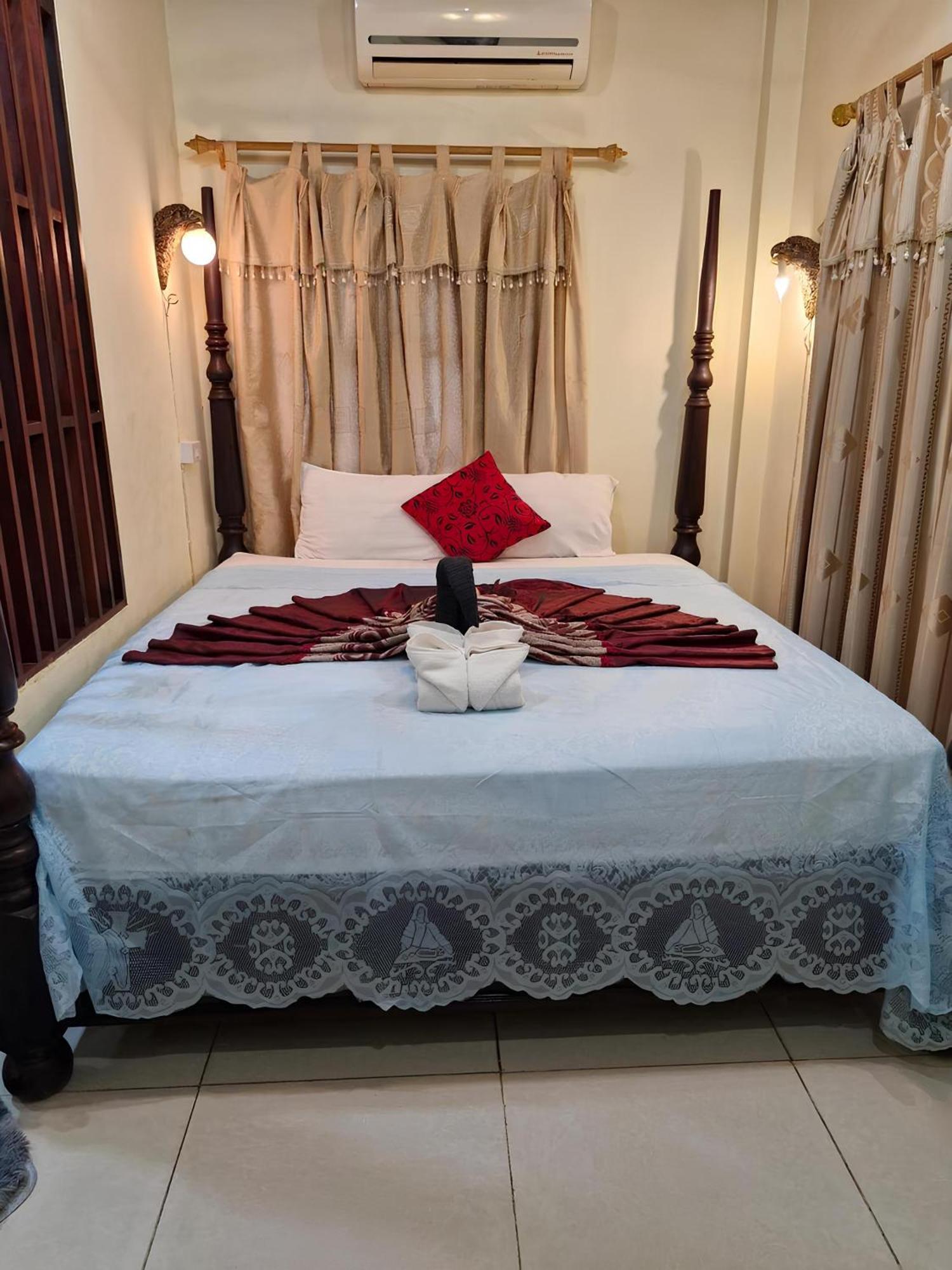 Sakura Wood House Hotel Luang Prabang Exterior photo